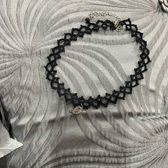 Very elegant necklace - Picture 2 of 2